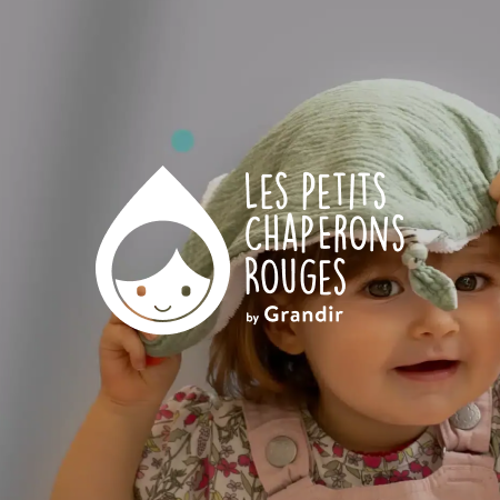 Les Petits Chaperons Rouges